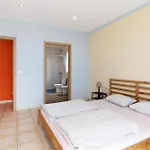 Casa Sirius Nyaraló *